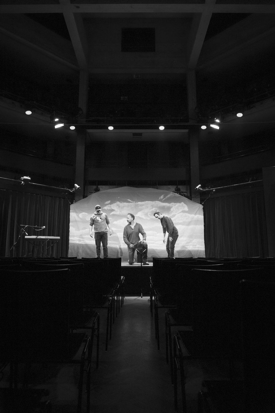 Das Feinripp Ensemble - drei Schauspieler in Unterhosen - Innsbruck, Tirol